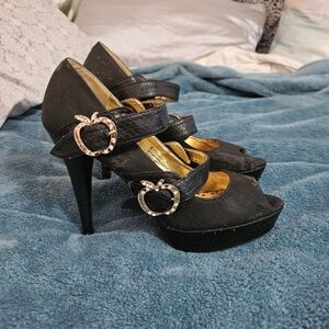 Apple Bottoms Black Heels with Gold Accents